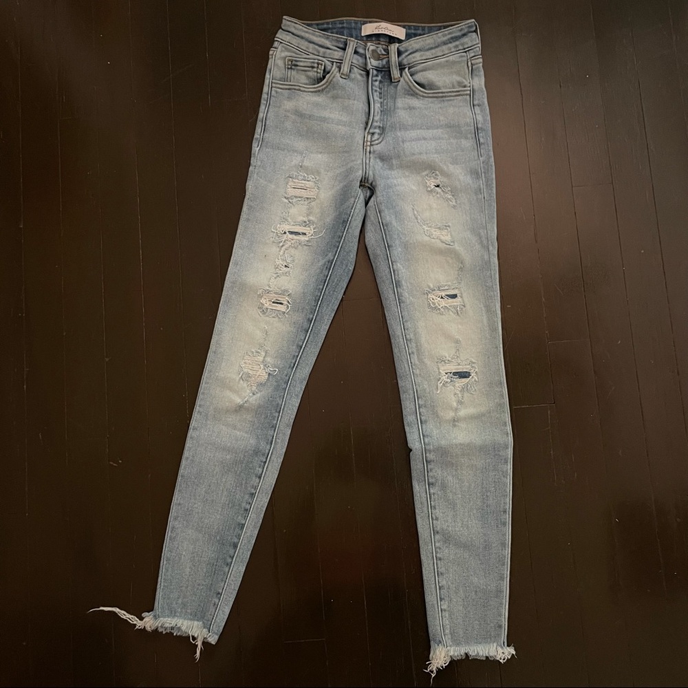 KanCan Signature distressed Jeans